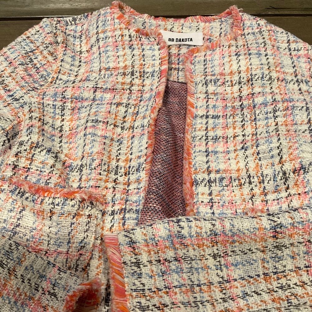 Trendy blazer great colors